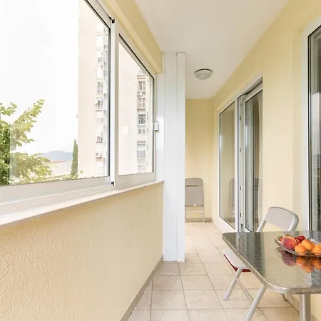 Miaa Apartment *